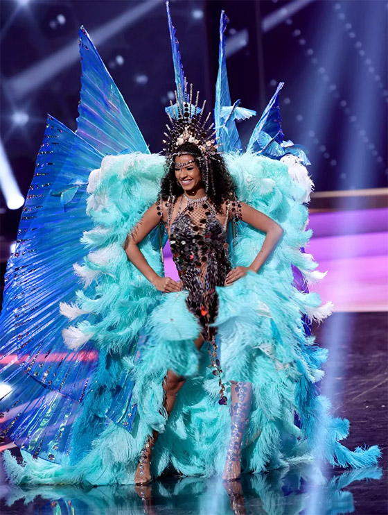 صور: أبهر وأجمل الأزياء الوطنية في مسابقة ملكة جمال الكون 2021 صورة رقم 5