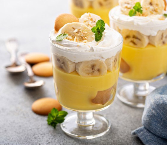 إليكم طريقة تحضير كاسترد بالفواكه والبسكويت المميز واللذيذ صورة رقم 1