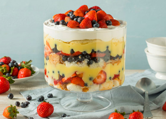 إليكم طريقة تحضير كاسترد بالفواكه والبسكويت المميز واللذيذ صورة رقم 4