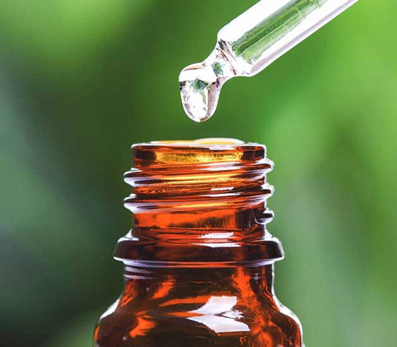 زيت شجرة الشاي للعناية بالشعر في الصيف صورة رقم 7