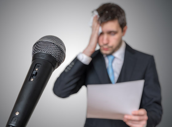 يفوق الخوف من الموت بحدته.. لماذا نعاني من رهاب الحديث أمام الجمهور؟ صورة رقم 3
