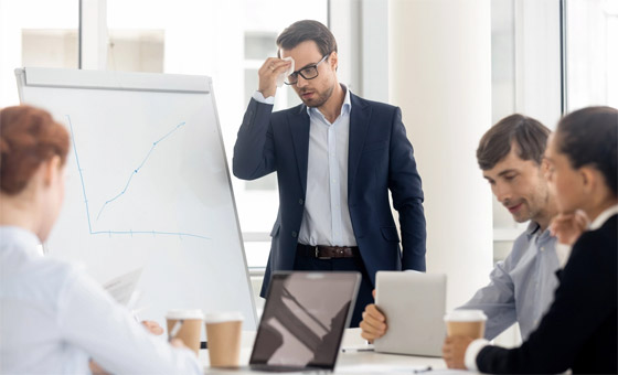 يفوق الخوف من الموت بحدته.. لماذا نعاني من رهاب الحديث أمام الجمهور؟ صورة رقم 10