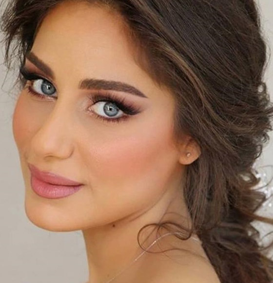 لعروس 2021: نصائح العناية بالبشرة الدهنية في الصيف صورة رقم 2