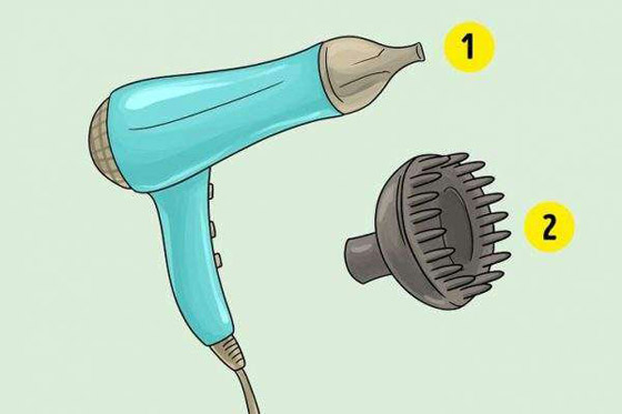 شد الشعر لأسفل.. وأخطاء ترتكبها النساء في تجفيف الشعر صورة رقم 8 شد الشعر لأسفل.. وأخطاء ترتكبها النساء في تجفيف الشعر صورة رقم 8