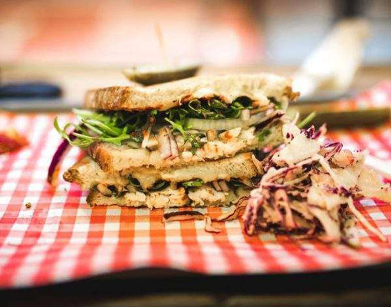 البرجر.. و4 وجبات سريعة لن تدمر نظامك الغذائي صورة رقم 2