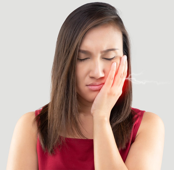 قد تدل على مشكلة صحية خطيرة.. ما أسباب حساسية اللثة وطرق علاجها؟ صورة رقم 4 قد تدل على مشكلة صحية خطيرة.. ما أسباب حساسية اللثة وطرق علاجها؟ صورة رقم 4