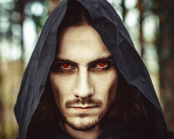 تعديل الأذن لتشبه الجنيات.. إليكم 6 عمليات تجميل مجنونة لم تسمع بها صورة رقم 5