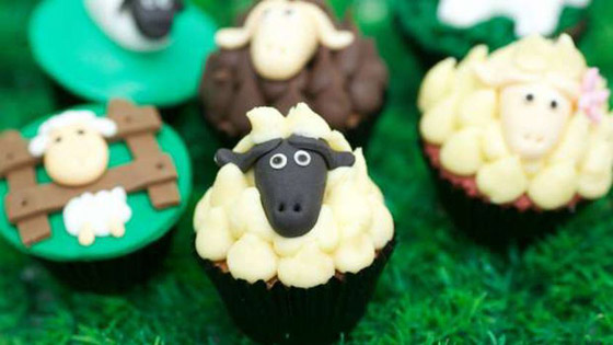   طريقة تحضير كب كيك على شكل خروف العيد  صورة رقم 4