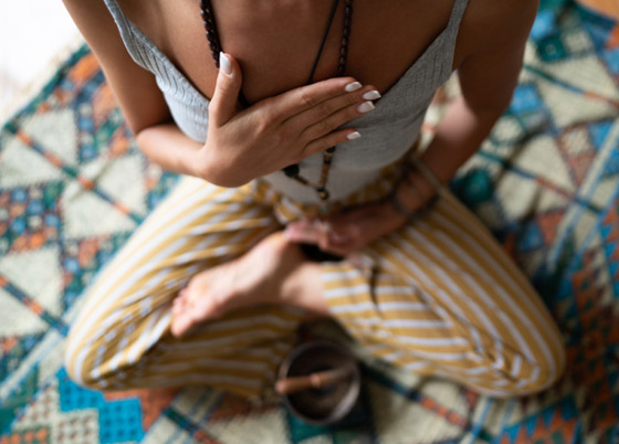 لا علاقة للطقس البارد.. سبب عجيب قد يكون وراء برودة اليدين والقدمين صورة رقم 4 لا علاقة للطقس البارد.. سبب عجيب قد يكون وراء برودة اليدين والقدمين صورة رقم 4