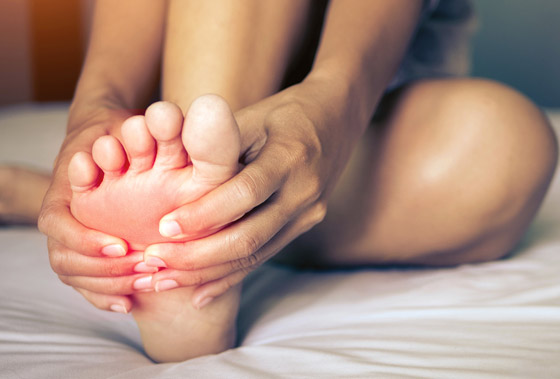 لا علاقة للطقس البارد.. سبب عجيب قد يكون وراء برودة اليدين والقدمين صورة رقم 2 لا علاقة للطقس البارد.. سبب عجيب قد يكون وراء برودة اليدين والقدمين صورة رقم 2