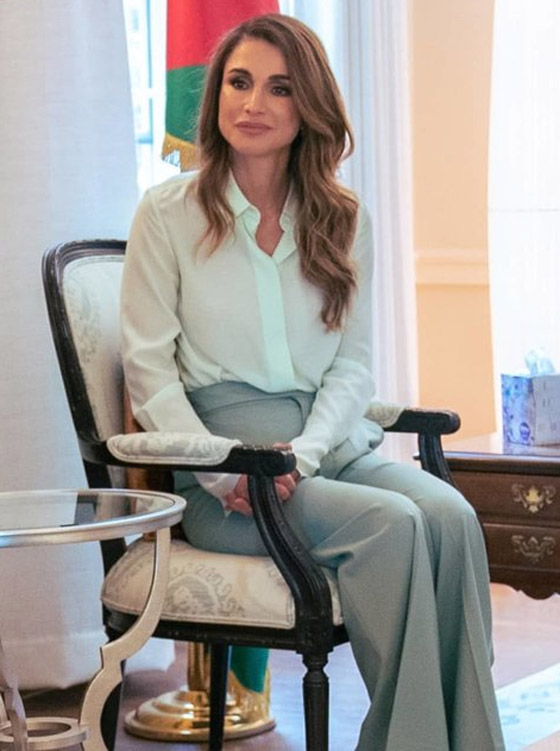 صور: الملكة رانيا بـ4 إطلالات عصرية أنيقة خطفت الأنظار خلال زيارتها إلى واشنطن صورة رقم 4