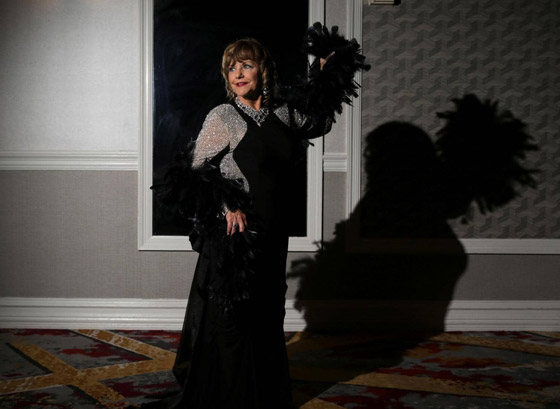 صور: جدة جميلة (63 عاما) تفوز بمسابقة ملكة جمال المسنات في أمريكا صورة رقم 2