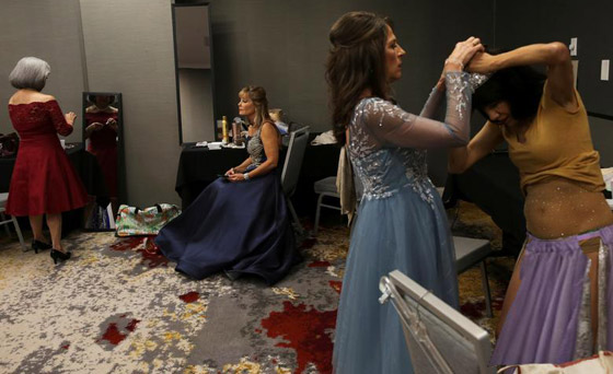 صور: جدة جميلة (63 عاما) تفوز بمسابقة ملكة جمال المسنات في أمريكا صورة رقم 10