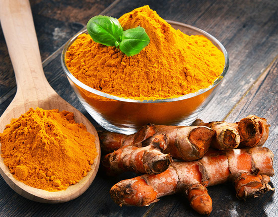 يحارب القشرة ويحسّن صحة فروة الرأس.. فوائد الكركم السحرية للشعر صورة رقم 12 يحارب القشرة ويحسّن صحة فروة الرأس.. فوائد الكركم السحرية للشعر صورة رقم 12