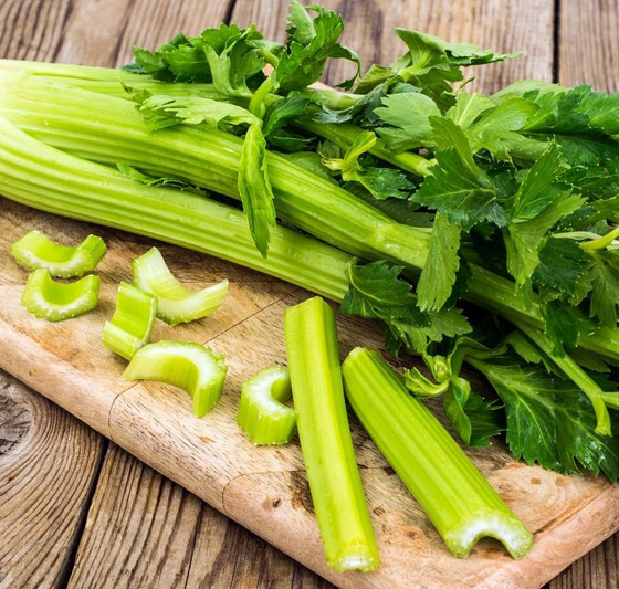 للحصول على أقصى فوائدها.. 17 عنصرا غذائيا وأطعمة يجب تناولها نيئة صورة رقم 9 للحصول على أقصى فوائدها.. 17 عنصرا غذائيا وأطعمة يجب تناولها نيئة صورة رقم 9