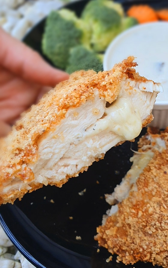 إليكم طريقة تحضير الكوردون بلو الفاخرة اللذيذة.. وأسرار نجاح الوصفة صورة رقم 6