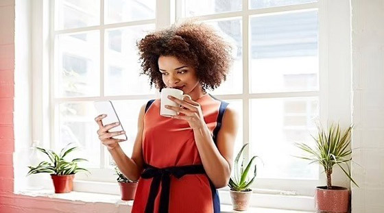 الاعتماد على الهواتف يضعف حواسنا ببطء صورة رقم 1