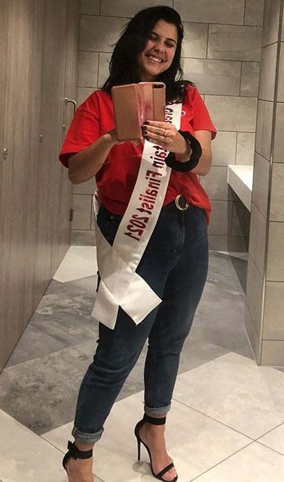 صور: بريطانية تنافس على لقب ملكة جمال دون استخدام مساحيق تجميل صورة رقم 2