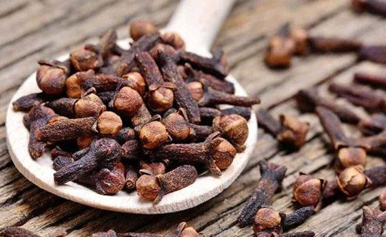 إليكم 10 فوائد طبية غريبة للقرنفل.. لكن يحذر تناوله على هؤلاء! صورة رقم 9