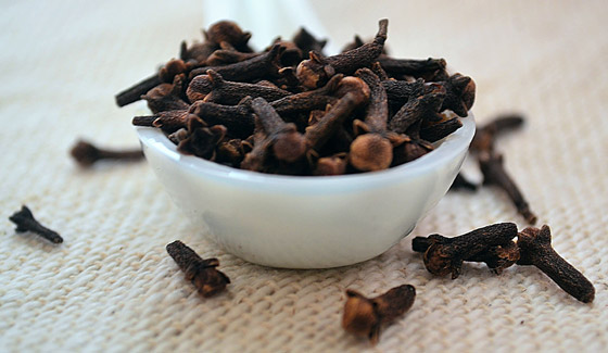 إليكم 10 فوائد طبية غريبة للقرنفل.. لكن يحذر تناوله على هؤلاء! صورة رقم 10