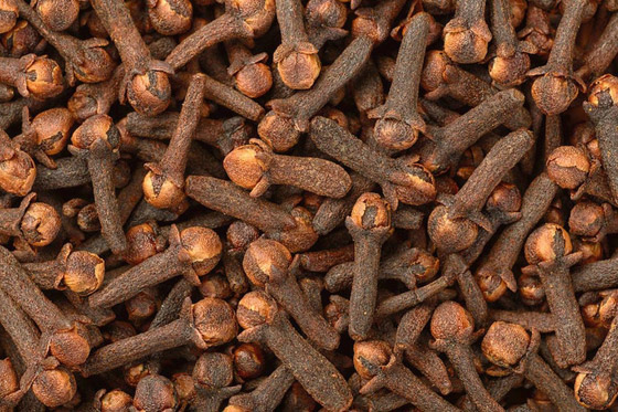 إليكم 10 فوائد طبية غريبة للقرنفل.. لكن يحذر تناوله على هؤلاء! صورة رقم 8