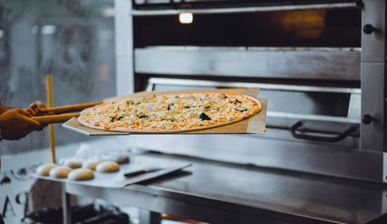 لهذا السبب لا يجب طهي البيتزا في الفرن صورة رقم 7