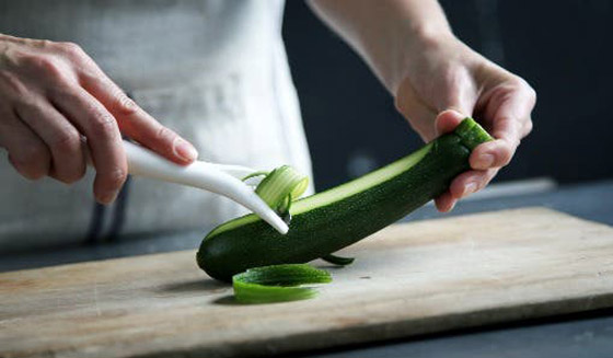 منها البطاطس والبصل.. فوائد لا تحصى لقشور هذه الفواكه والخضراوات صورة رقم 9