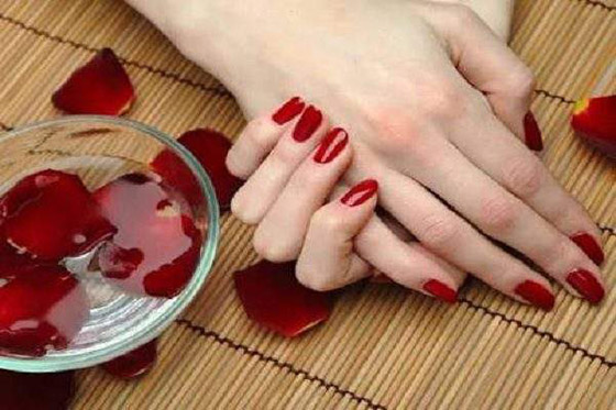 أفضل 6 خلطات لتبيض اليدين في يوم واحد فقط صورة رقم 1