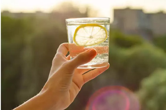 6 أشياء يجب فعلها بعد تناول أطعمة غنية بالكوليسترول صورة رقم 2