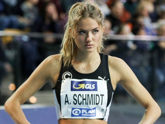 من عداءة أولمبية إلى عارضة أزياء.. أجمل رياضية بالعالم تدخل عالم الموضة صورة رقم 20