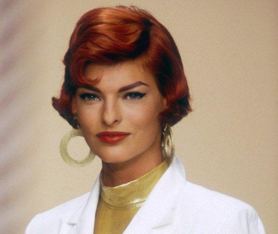 هكذا ظهرت عارضة أزياء شهيرة بـ هكذا ظهرت عارضة أزياء شهيرة بـ