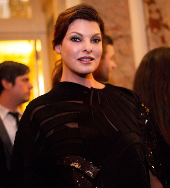 هكذا ظهرت عارضة أزياء شهيرة بـ هكذا ظهرت عارضة أزياء شهيرة بـ