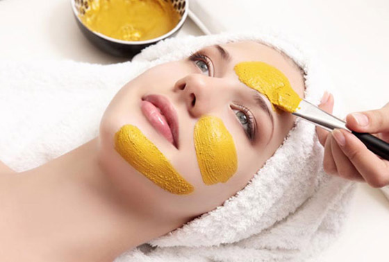 إليكم 4 وصفات هندية مدهشة من مطبخكم تعالج جميع أنواع مشاكل البشرة صورة رقم 1