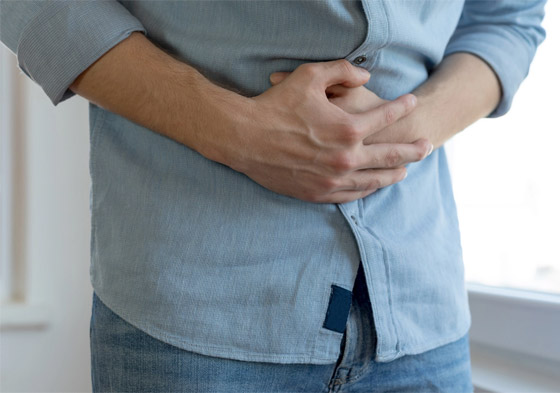 مشاكل صحية خطيرة يُشير إليها الألم المتكرر في مُنتصف أو أعلى البطن صورة رقم 2