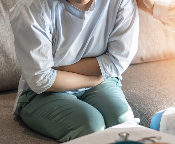 مشاكل صحية خطيرة يُشير إليها الألم المتكرر في مُنتصف أو أعلى البطن صورة رقم 5