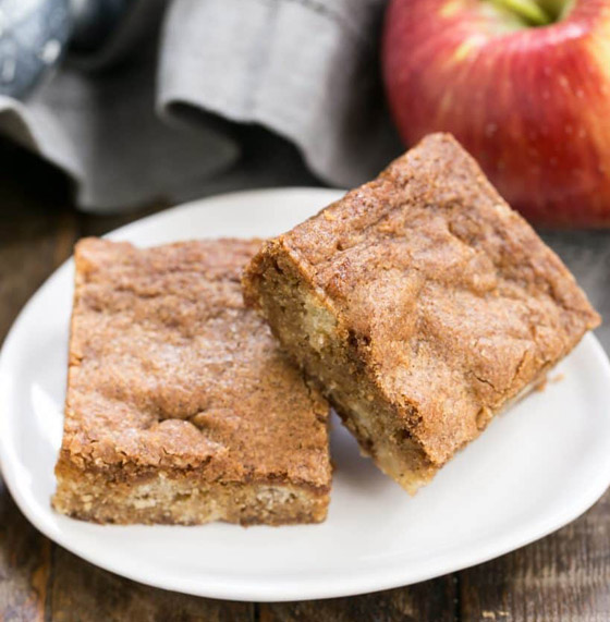 إليكم طريقة تحضير براونيز صحي بالتفاح لرجيم لذيذ ومميز صورة رقم 4