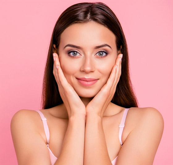 لحمايتها وجعلها أكثر تألقا وصحة.. 5 خطوات للحصول على بشرة قوية صورة رقم 7