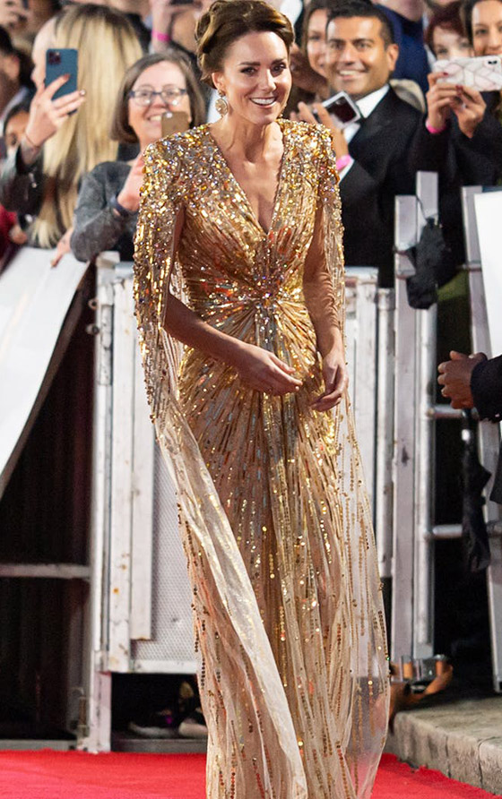 بالصور: كيت ميدلتون تخطف الأنظار بإطلالتها الجذابة على السجادة الحمراء صورة رقم 5