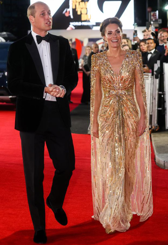 بالصور: كيت ميدلتون تخطف الأنظار بإطلالتها الجذابة على السجادة الحمراء صورة رقم 11