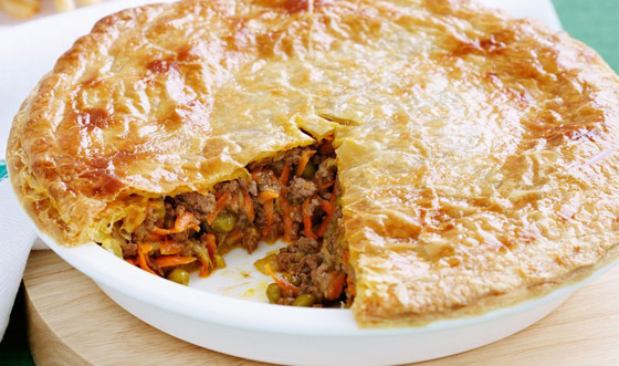 إليكم طريقة تحضير فطيرة البف باللحم والخضار الشهية صورة رقم 2