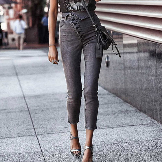 الرمادي يهمين على الجينز هذا الخريف صورة رقم 7