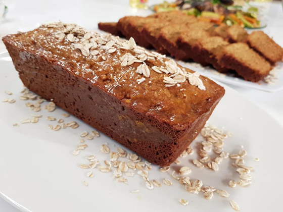 كيكة الشوفان بالعسل المشبعة صورة رقم 2