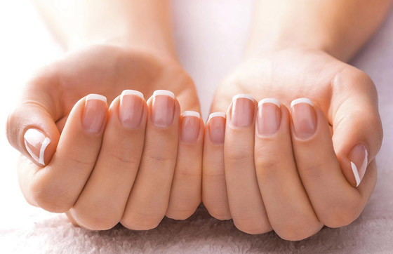 إليكم 7 خلطات منزلية لتطويل الأظافر وتقويتها وتبييضها صورة رقم 13