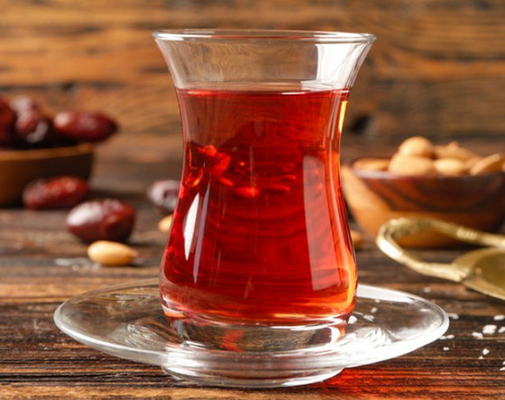 إليكم طرق بسيطة للتخلص من بقع وإصفرار أكواب الشاي صورة رقم 1