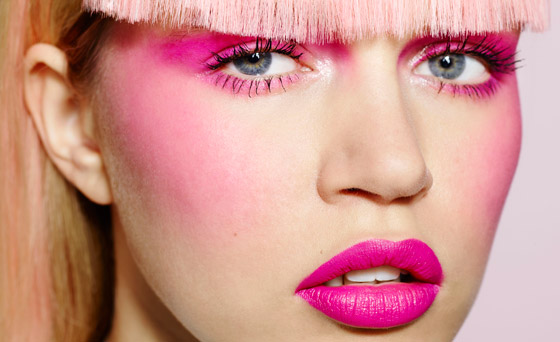 مكياج زهري لدعم مرضى سرطان الثدي في شهر أكتوبر الوردي صورة رقم 9