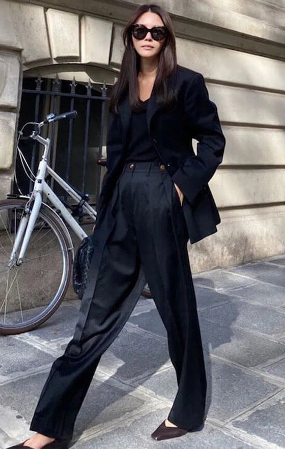 البليزر الأسود أهم صيحات شتاء 2021.. كيف تنسقينه؟ صورة رقم 12