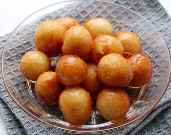 إليكم طريقة تحضير عجينة اللقيمات.. حلوى رمضانية ولا أشهى صورة رقم 5 إليكم طريقة تحضير عجينة اللقيمات.. حلوى رمضانية ولا أشهى صورة رقم 5