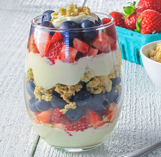 إليكم 14 طريقة مدهشة ولا ألذ لاستخدام الزبادي في إنقاص الوزن صورة رقم 11