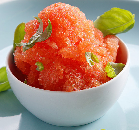 بالقهوة، الفراولة والطماطم.. وصفات حلوى جرانيتا الإيطالية مناسبة لكل الفصول صورة رقم 4