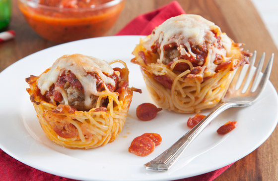 إليكم طريقة تحضير كب كيك الباستا بالجبنة الرائعة والشهية صورة رقم 4